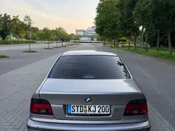 Grau Gebraucht 2000 BMW 523 Limousine | 2.490 € (Fairer Preis)