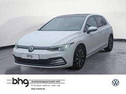 Weiß Gebraucht 2022 VW Golf VIII Active Limousine | 19.990 € (Guter Preis)