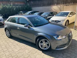 Grau Gebraucht 2016 Audi A3 Sportback Limousine | 14.500 € (Guter Preis)