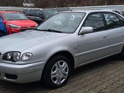 Grau Gebraucht 2000 Toyota Corolla Terra Limousine | 1.849 € (Fairer Preis)