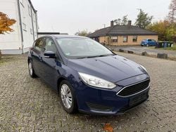 Blazerblau Gebraucht 2015 Ford Focus Kleinwagen | 4.290 € (Guter Preis)