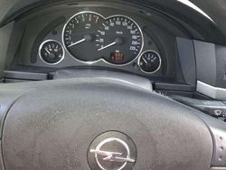 Gebraucht 2006 Opel Meriva Edition Van / Kleinbus | 4.000 €