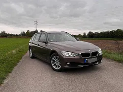 Braun Gebraucht 2012 BMW 320 Sport Line Kombi | 8.500 € (Fairer Preis)