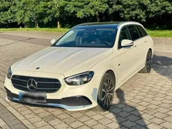 Weiß Gebraucht 2020 Mercedes E300 Kombi | 28.000 € (Guter Preis)
