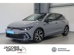 Mondstein grau Gebraucht 2023 VW Golf VIII R-line Limousine | 32.920 € (Fairer Preis)