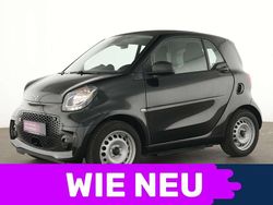 Schwarz Gebraucht 2023 Smart ForTwo Coupé Kleinwagen | 13.721 € (Etwas zu teuer)