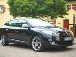 Schwarz Gebraucht 2012 Renault Mégane GrandTour GT Kombi | 7.900 €
