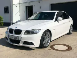 Weiß Gebraucht 2009 BMW 320 Limousine | 5.100 € (Guter Preis)