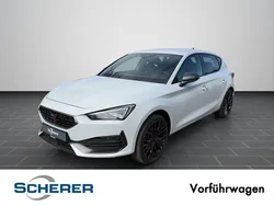 "nevada" weiss (metallic) Gebraucht 2024 Cupra Leon VZ Limousine | 29.990 € (Superpreis)