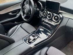 Silber Gebraucht 2017 Mercedes 200 Limousine | 21.000 €