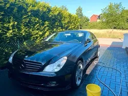 Schwarz Gebraucht 2006 Mercedes CLS320 Coupé | 5.000 €