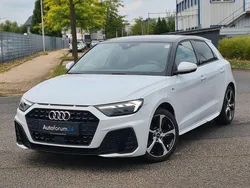 Weiß Gebraucht 2021 Audi A1 Sportback S-Line Kleinwagen | 19.899 € (Fairer Preis)