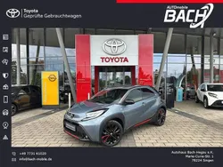 Grau Gebraucht 2023 Toyota Aygo Kleinwagen | 20.190 € (Teuer)