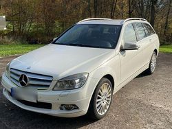 Weiß Gebraucht 2009 Mercedes C250 Avantgarde Kombi | 6.500 € (Fairer Preis)