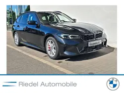 Saphirschwarz metallic Gebraucht 2024 BMW M340 M Sport Limousine | 55.440 € (Guter Preis)