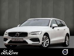 Weiss Gebraucht 2020 Volvo V60 Momentum Kombi | 28.890 € (Teuer)