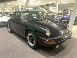 Schwarz Gebraucht 1982 Porsche 911SC Basis Cabrio | 32.911 €