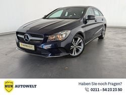 Cavansitblau lack Gebraucht 2017 Mercedes CLA220 Shooting Brake Urban Kombi | 19.460 € (Superpreis)