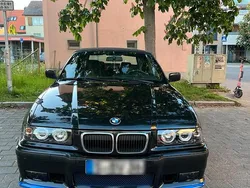 Schwarz Gebraucht 1994 BMW 318 Cabriolet Cabrio | 6.000 €