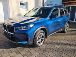 Blau Gebraucht 2024 BMW X1 SUV | 38.900 € (Superpreis)