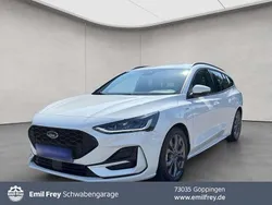 Weiß Gebraucht 2024 Ford Focus ST-Line X Kombi | 26.490 € (Fairer Preis)
