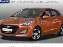 Orange Gebraucht 2016 Hyundai i30 Limousine | 10.990 € (Fairer Preis)