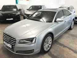 Arktissilber Gebraucht 2012 Audi A8 Ambiente Limousine | 22.990 €
