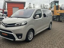 Grau Gebraucht 2020 Toyota Proace Verso Business Edition Kombi | 32.980 € (Etwas zu teuer)