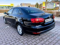 Schwarz Gebraucht 2013 VW Jetta Limousine | 10.700 € (Teuer)