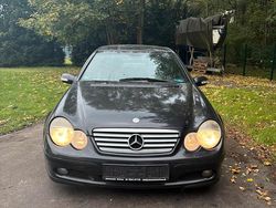 Schwarz Gebraucht 2003 Mercedes C220 Coupé | 2.500 €