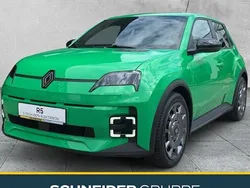 Grün Neu 2025 Renault R5 Evolution Kleinwagen | 28.032 € (Fairer Preis)
