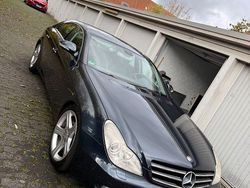 Blau Gebraucht 2005 Mercedes CLS350 Limousine | 11.900 € (Etwas zu teuer)