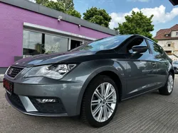 Grau Gebraucht 2017 Seat Leon XCELLENCE Limousine | 13.990 € (Etwas zu teuer)