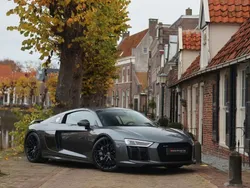 Grau Gebraucht 2015 Audi R8 Coupé Coupé | 123.950 € (Superpreis)
