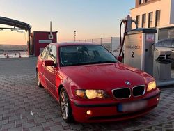 Rot Gebraucht 2002 BMW 316 Limousine | 1.000 € (Superpreis)