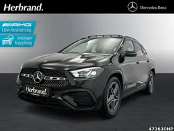 Metalliclack kosmosschwarz Gebraucht 2024 Mercedes GLA180 AMG SUV | 44.500 €