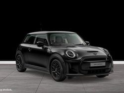 Schwarz Gebraucht 2023 Mini Cooper SE Kleinwagen | 21.412 € (Etwas zu teuer)