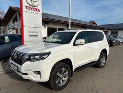 Weiß Gebraucht 2019 Toyota Land Cruiser Comfort SUV | 41.500 € (Guter Preis)