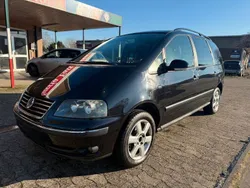 Schwarz Gebraucht 2009 VW Sharan Highline Van / Kleinbus | 5.450 € (Fairer Preis)