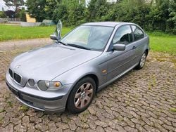 Silber Gebraucht 2003 BMW 316 Coupé | 2.000 € (Guter Preis)