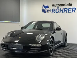 Porsche 911 Carrera 4