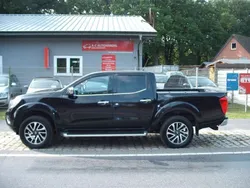 Schwarz Gebraucht 2017 Nissan Navara Abholung | 23.399 € (Fairer Preis)