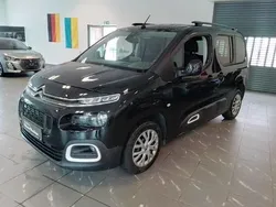 Dunkel grau metallic Gebraucht 2019 Citroën Berlingo Feel Van / Kleinbus | 16.990 € (Guter Preis)