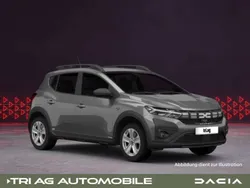 Dolomitgrau Gebraucht 2024 Dacia Sandero Expression Kleinwagen | 20.700 € (Etwas zu teuer)