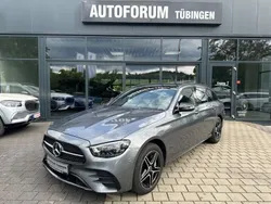 Grau Gebraucht 2022 Mercedes E300 AMG line Kombi | 31.990 € (Fairer Preis)