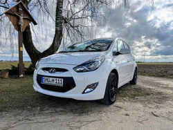 Weiß Gebraucht 2013 Hyundai ix20 Edition Van / Kleinbus | 8.100 € (Guter Preis)