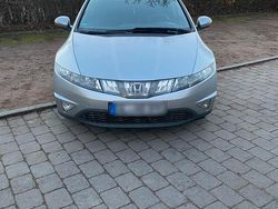 Grau Gebraucht 2008 Honda Civic Limousine | 4.999 € (Fairer Preis)