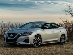 Silber Gebraucht 2018 Nissan Maxima Limousine | 18.000 €
