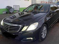 Gebraucht 2009 Mercedes E250 Avantgarde Kombi | 11.000 € (Etwas zu teuer)