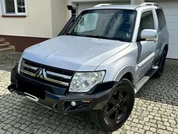 Silber Gebraucht 2008 Mitsubishi Pajero Intense SUV | 12.500 € (Guter Preis)